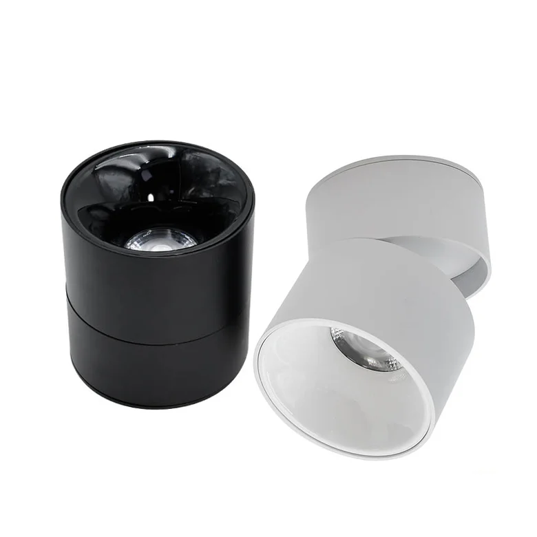 Foco de superficie con haz de 24° y cabezal orientable