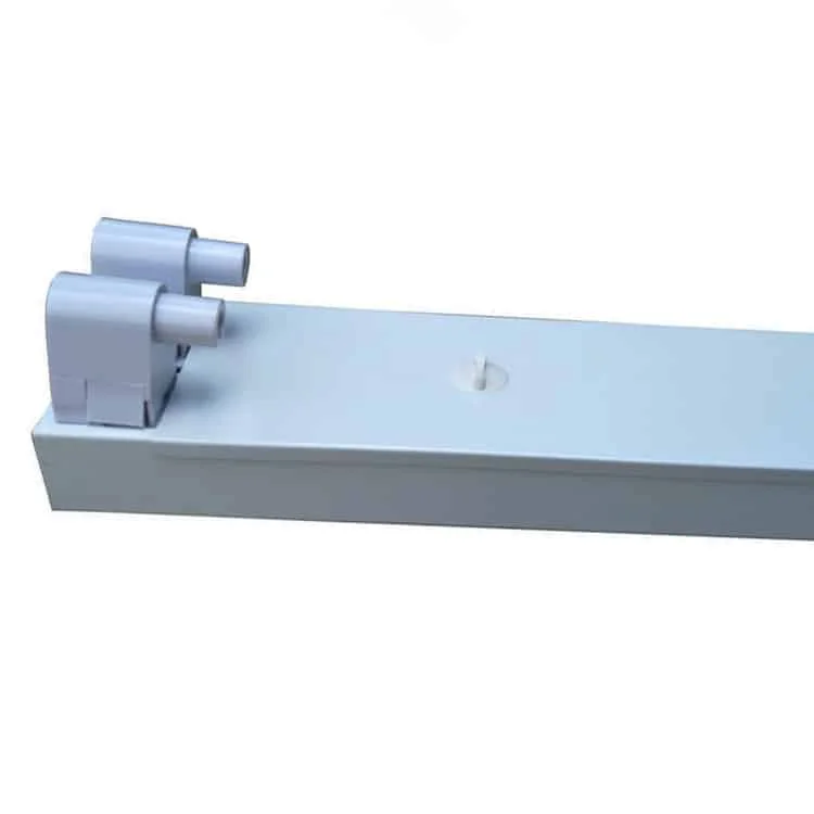 Racor con tubo FA8 LED