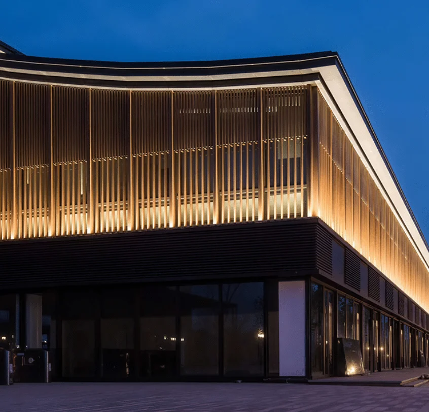 Luz lineal exterior