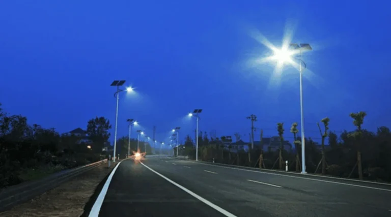 Farola LED solar